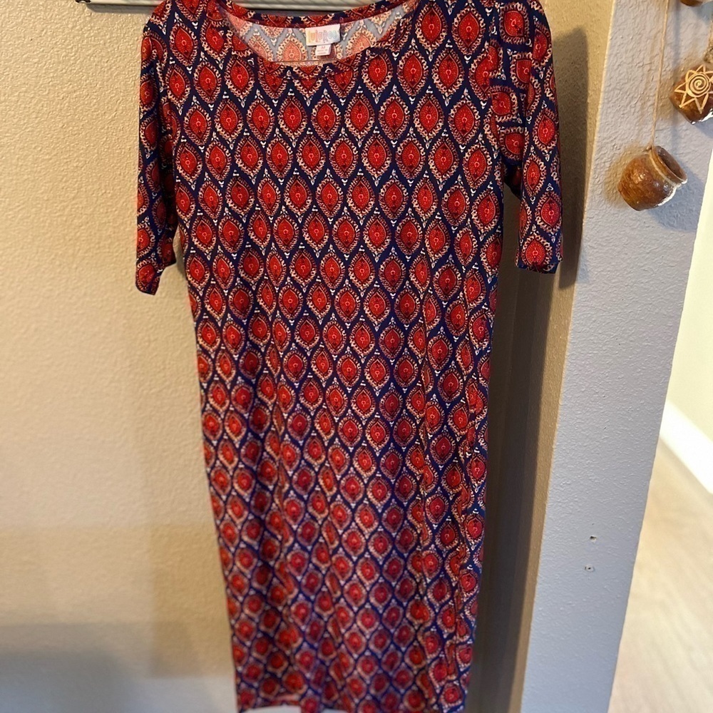 𝅺LULAROE Julia dress